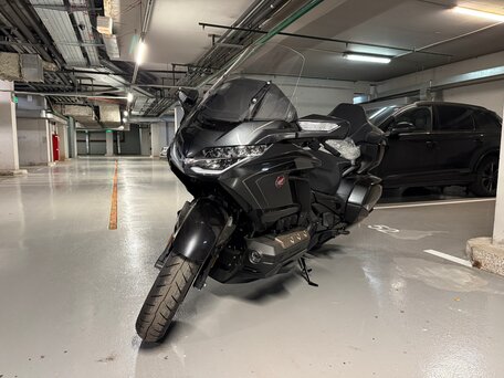 2026 Honda GL 1800 Gold Wing, чёрный, 3620000 рублей, вид 2
