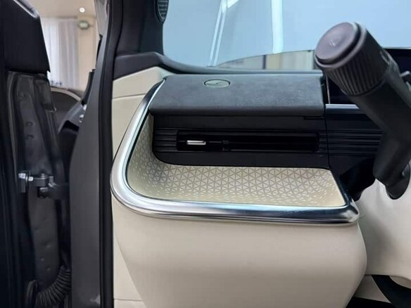 2026 Toyota bZ3X 58.3 kWh, белый, 3060000 рублей - вид 11
