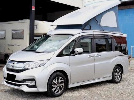 Honda Stepwgn V