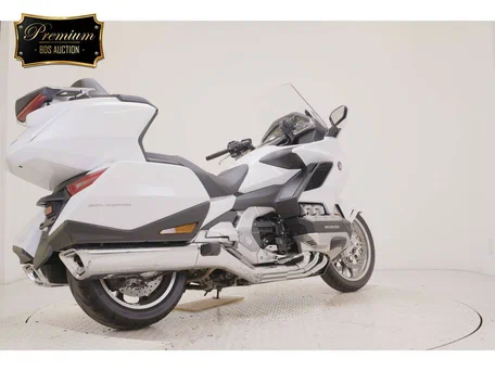 2018 Honda GL 1800 Gold Wing, белый, 2590000 рублей, вид 5