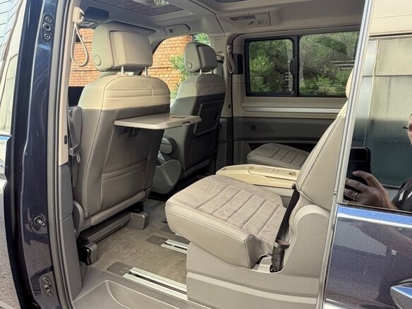 2023 Volkswagen Multivan T7, синий, 6200000 рублей - вид 18