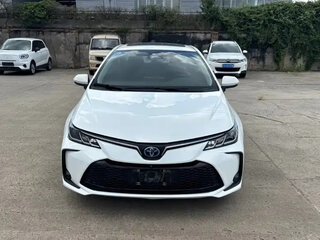 2023 Toyota Corolla Sporty XII (E210) Рестайлинг, белый, 1750000 рублей, вид 2