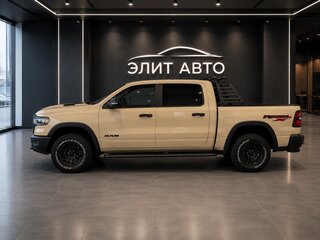 2025 Ram 1500 Crew Cab V Рестайлинг, бежевый, 9399000 рублей, вид 4