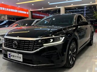 2023 Volkswagen Passat B8 Рестайлинг, чёрный, 1565000 рублей, вид 1