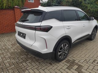 2025 Chery Tiggo 7L I, белый, 2370000 рублей, вид 4