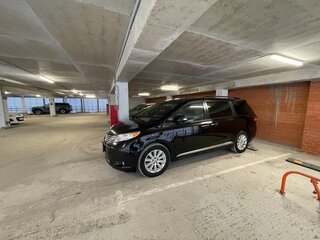 2013 Toyota Sienna III, чёрный, 2550000 рублей, вид 3