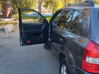 2007 Hyundai Tucson I, серый, 680000 рублей, вид 3