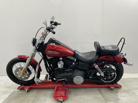 2012 Harley-Davidson Street Bob, красный, 649000 рублей, вид 2