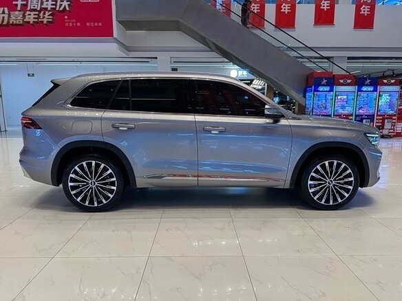 2025 Geely Monjaro I Рестайлинг, серый, 3594000 рублей - вид 8