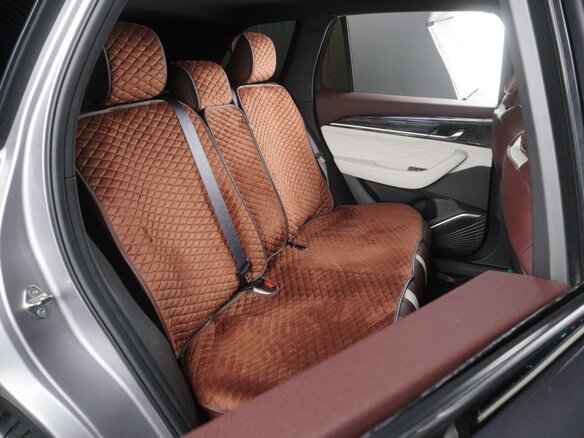 2023 Geely Monjaro (Xingyue L) I, серебристый, 3399000 рублей - вид 6