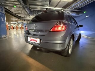2011 Opel Astra H Рестайлинг, серебристый, 420000 рублей, вид 2