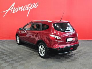 2010 Nissan Qashqai+2 I Рестайлинг, красный, 1200000 рублей, вид 3