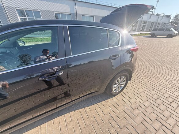 2020 Kia Sportage IV Рестайлинг, чёрный, 1750000 рублей - вид 16