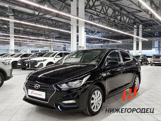 2017 Hyundai Solaris II, чёрный, 999000 рублей, вид 1
