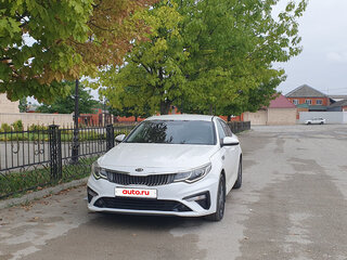 2019 Kia Optima IV Рестайлинг, белый, 1550000 рублей, вид 2