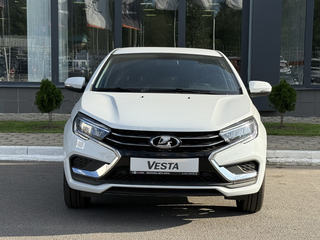 2026 Lada (ВАЗ) Vesta I Рестайлинг (NG), белый, 1785000 рублей, вид 2