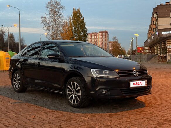 2013 Volkswagen Jetta VI, чёрный, 700000 рублей - вид 9