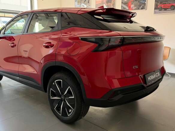 2026 Omoda C5 II, красный, 2779000 рублей - вид 13