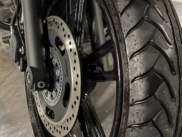 2019 Kawasaki EN650 Vulcan S, чёрный, 790000 рублей - вид 9