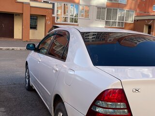 2003 Toyota Corolla IX (E120, E130), белый, 560000 рублей, вид 4
