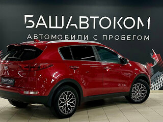 2018 Kia Sportage IV, красный, 2145000 рублей, вид 4