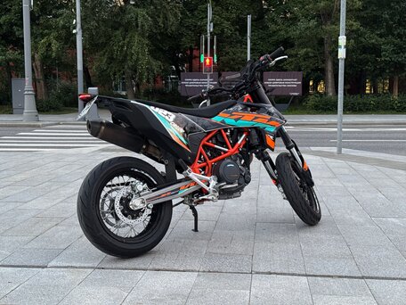 2020 KTM 690 SMC R, оранжевый, 850000 рублей, вид 2