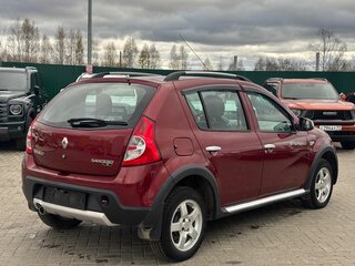 2013 Renault Sandero Stepway I, красный, 500000 рублей, вид 4