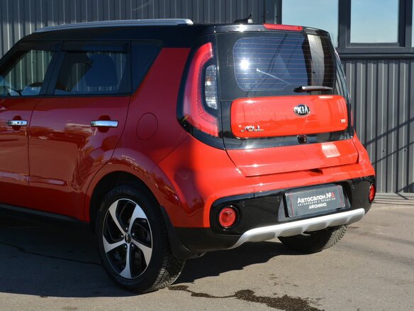 2019 Kia Soul II Рестайлинг, красный, 1699888 рублей - вид 5