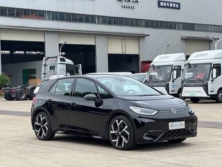 2026 Arcfox Beta T1 42.3 kWh, чёрный, 2100100 рублей, вид 1