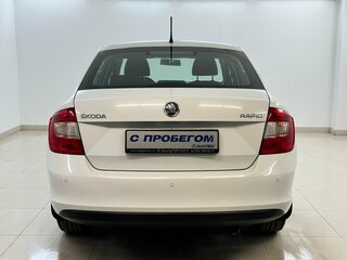 2014 Skoda Rapid I, белый, 1030000 рублей, вид 3