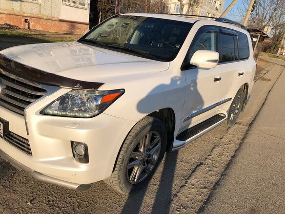 2012 Lexus LX 570 III Рестайлинг, белый, 4950000 рублей - вид 7
