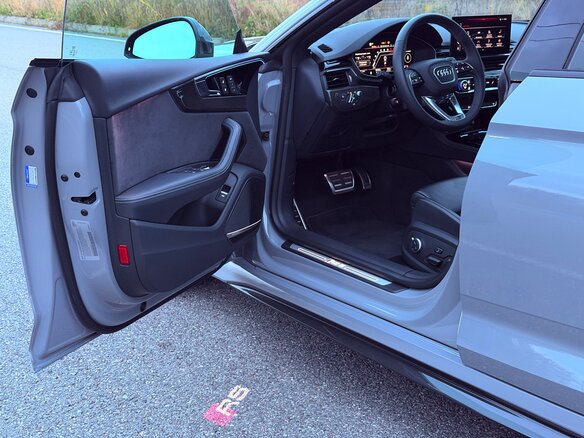 2022 Audi RS 5 II (F5) Рестайлинг, серый, 7850000 рублей - вид 7