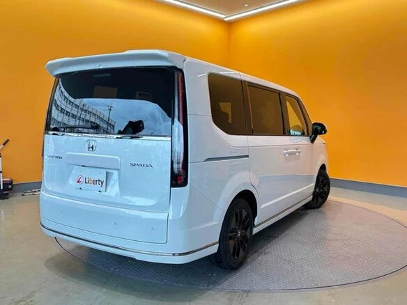 2026 Honda Stepwgn Spada VI, белый, 1900000 рублей - вид 1