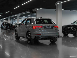 2026 Audi Q3 35 TFSI II (F3), серый, 3950000 рублей, вид 4