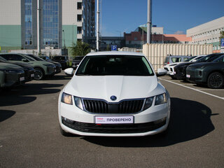 2018 Skoda Octavia III (A7) Рестайлинг, белый, 1685200 рублей, вид 3