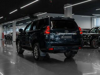 2018 Toyota Land Cruiser Prado 150 Series Рестайлинг 2, синий, 4850000 рублей, вид 4
