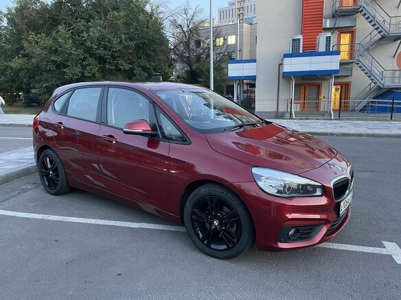 2017 BMW 2 серии Gran Tourer Gran Tourer 218i F46, красный, 1495000 рублей - вид 4