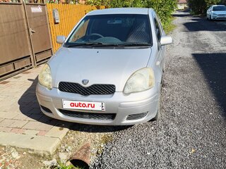 2004 Toyota Vitz I (P10), серебристый, 470000 рублей, вид 2