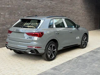 2026 Audi Q3 35 TFSI II (F3), серый, 3753000 рублей, вид 5