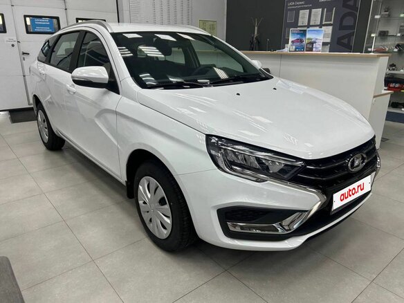 2026 Lada (ВАЗ) Vesta SW I Рестайлинг (NG), белый, 1835000 рублей - вид 2