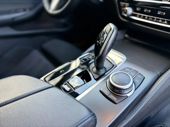 2021 BMW 5 серии 520d xDrive VII (G30/G31/G38) Рестайлинг, чёрный, 4100000 рублей - вид 11