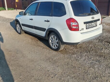 2015 Lada (ВАЗ) Kalina Cross II, белый, 450000 рублей, вид 5