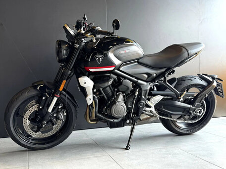 2021 Triumph Trident 660, чёрный, 930000 рублей, вид 1