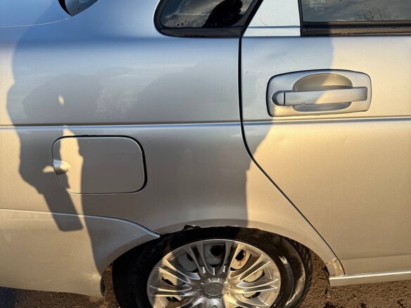 2007 Lada (ВАЗ) Priora I, серебристый, 180000 рублей - вид 12