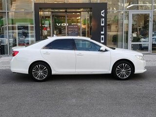 2014 Toyota Camry Japan Market VII (XV50), белый, 1350000 рублей, вид 4