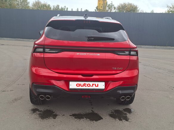 2023 Forthing T5 EVO, красный, 2100000 рублей - вид 6
