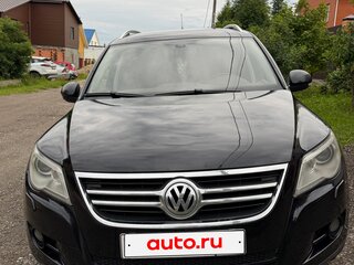 2011 Volkswagen Tiguan I, чёрный, 1000000 рублей, вид 1