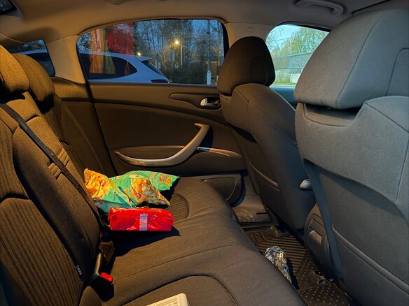 2010 Citroen C5 II, красный, 600000 рублей - вид 11