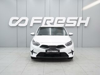 2022 Kia Ceed III Рестайлинг, белый, 1900000 рублей, вид 3