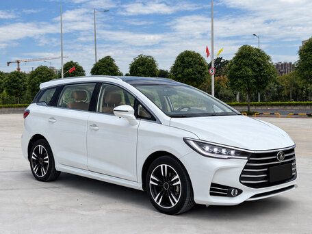2020 BYD Song Max I, белый, 1290000 рублей, вид 3